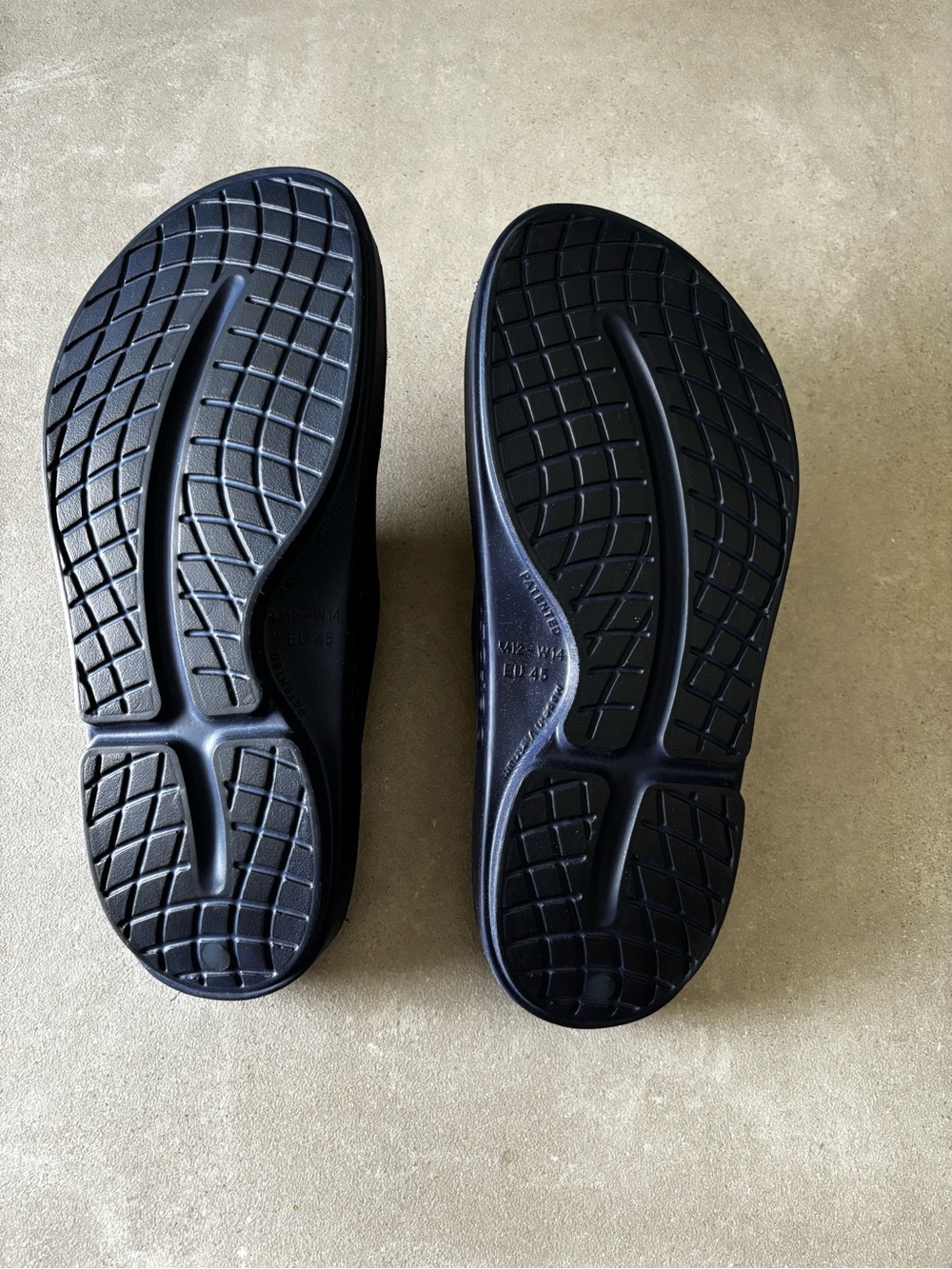 NWOT Oofos Men’s navy Slide Sandals - Slip-On Comfort - Picture 2 of 4